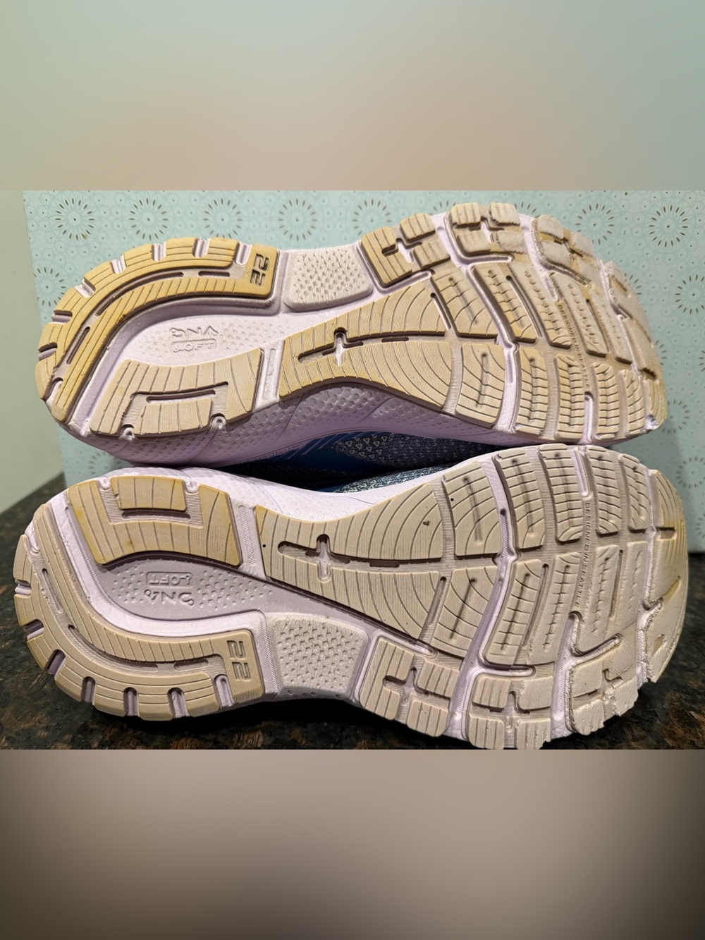 Brooks Adrenaline GTS Women's Running Shoes - Light Pink & Blue SIZE 8.5 - Picture 5 of 5